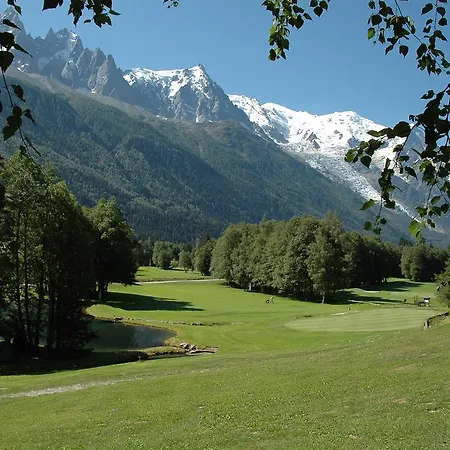 Le Labrador מלון 3*