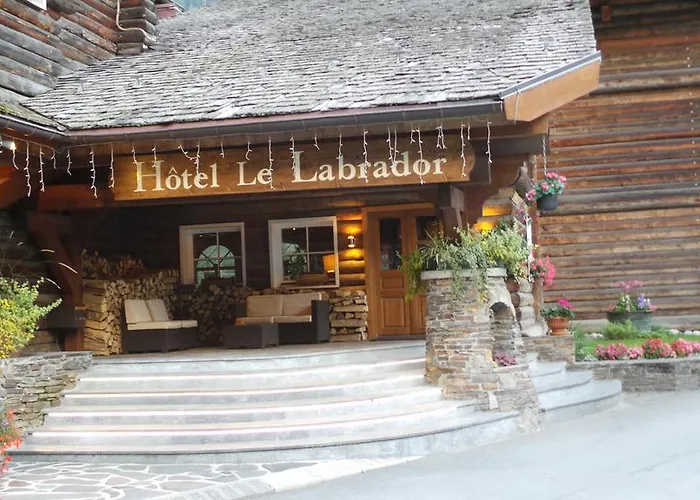 Le Labrador Hotel 3*